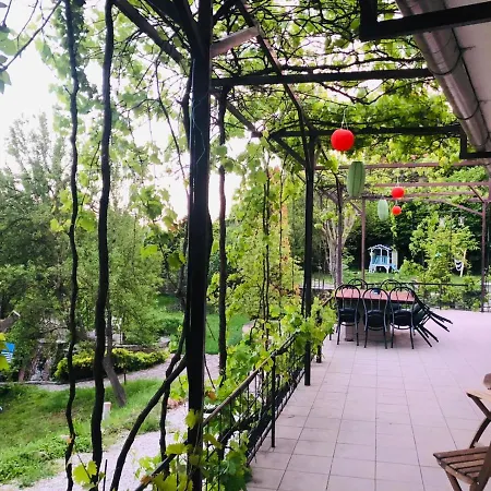 A Lugas - The Pergola Holiday home